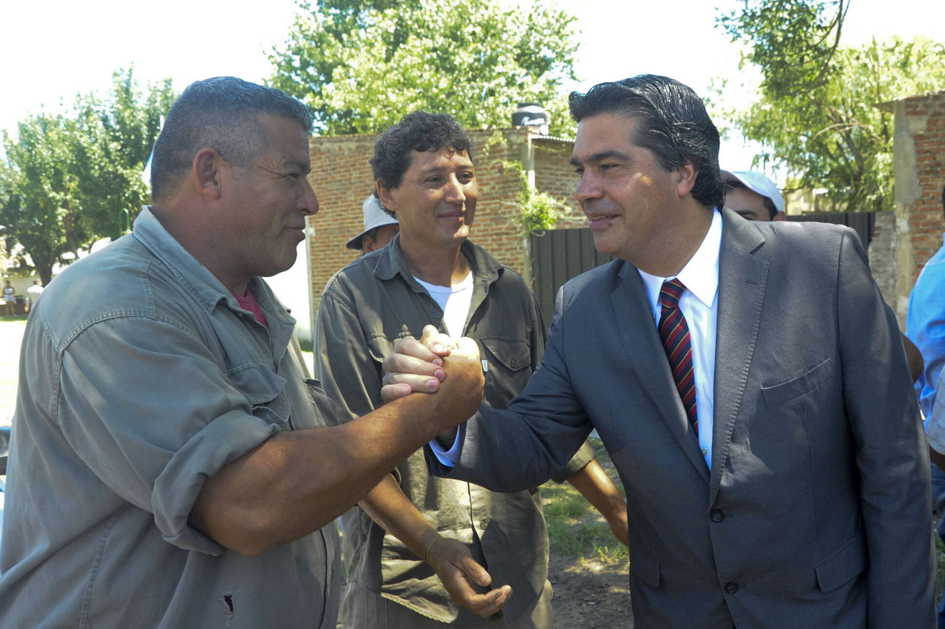 El jefe de Gabinete inauguró obras en Recreo, Santa Fe